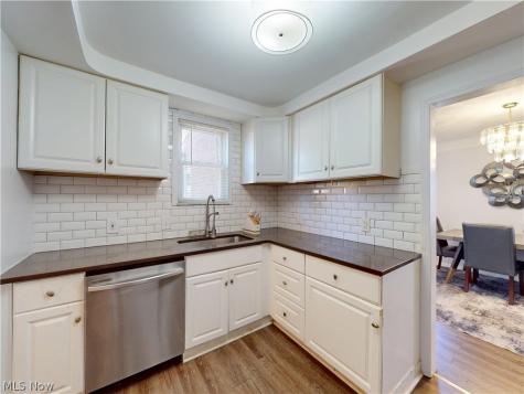 2168 Fenwick Road University Heights OH 44118