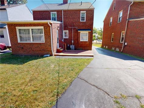 2168 Fenwick Road University Heights OH 44118