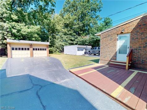 2168 Fenwick Road University Heights OH 44118