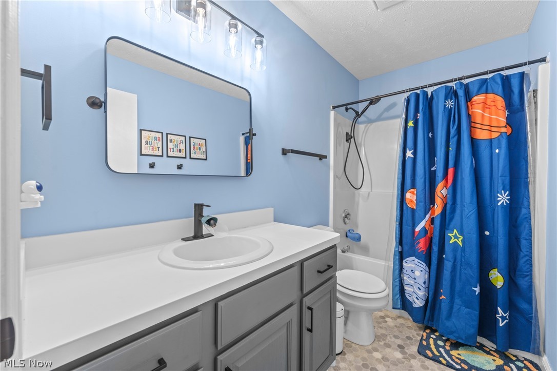 107 Keswick Court Amherst OH 44001