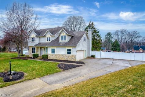 107 Keswick Court Amherst OH 44001