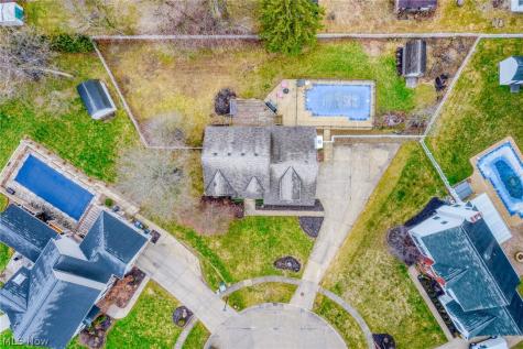 107 Keswick Court Amherst OH 44001