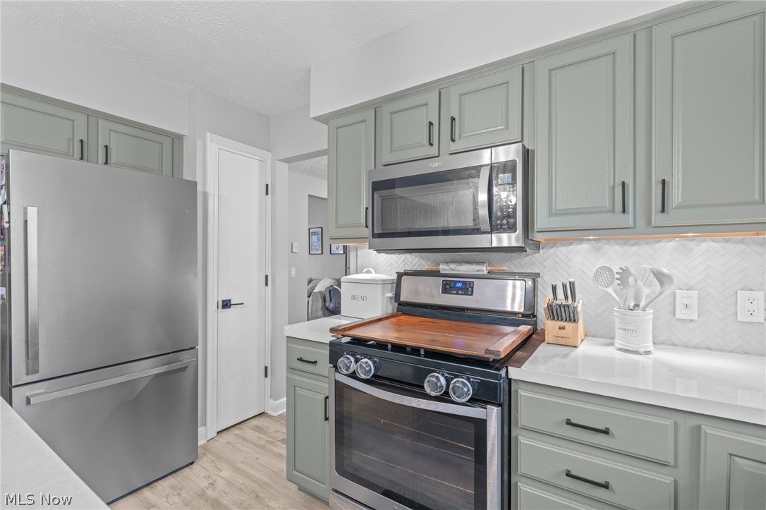 107 Keswick Court Amherst OH 44001