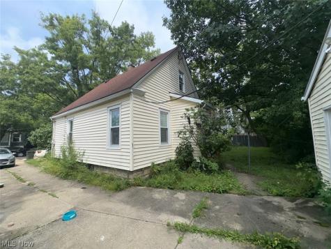 120 Taft Avenue Elyria OH 44035