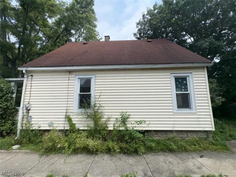 120 Taft Avenue Elyria OH 44035