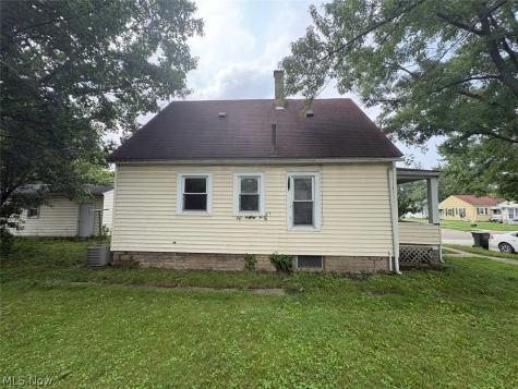 120 Taft Avenue Elyria OH 44035