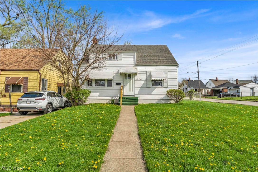 19703 Fairway Avenue Maple Heights OH 44137
