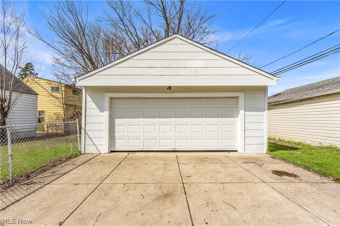 19703 Fairway Avenue Maple Heights OH 44137