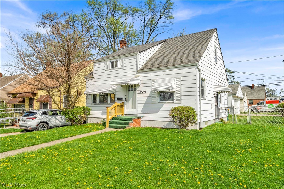 19703 Fairway Avenue Maple Heights OH 44137