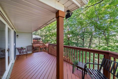 1226 Emerald Creek Drive Broadview Heights OH 44147