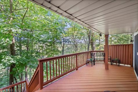 1226 Emerald Creek Drive Broadview Heights OH 44147