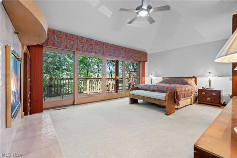 1226 Emerald Creek Drive Broadview Heights OH 44147