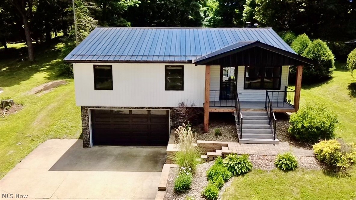 424 Garner Drive Mogadore OH 44260