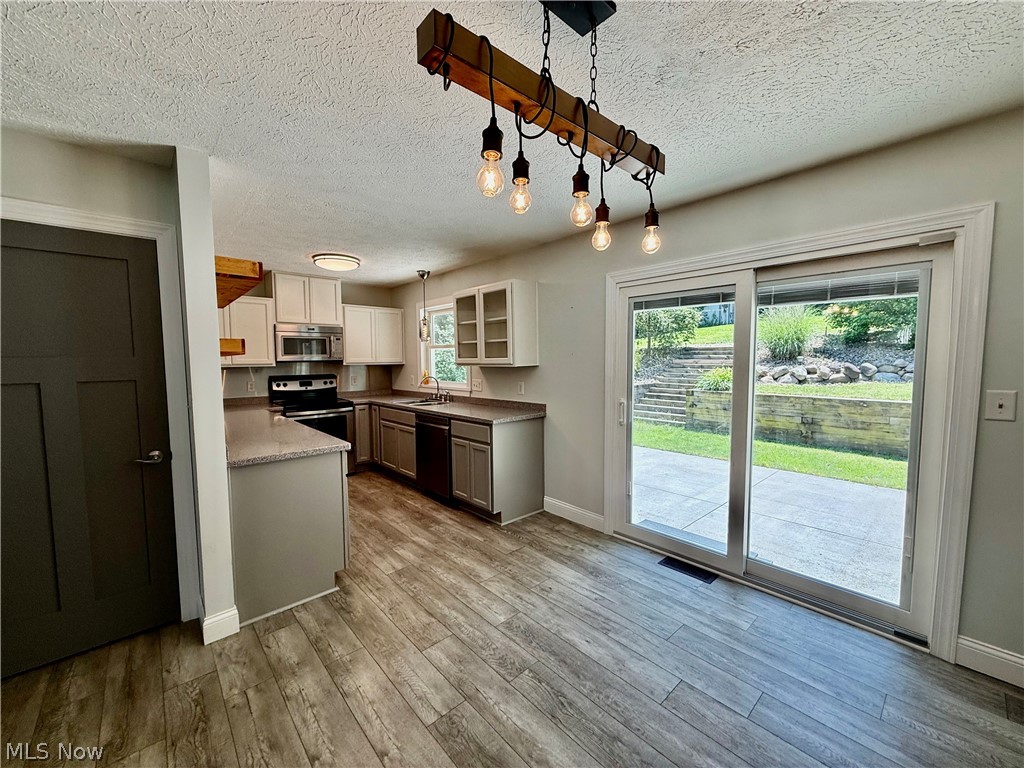 424 Garner Drive Mogadore OH 44260