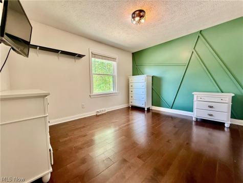 424 Garner Drive Mogadore OH 44260