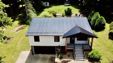424 Garner Drive Mogadore OH 44260