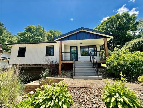 424 Garner Drive Mogadore OH 44260