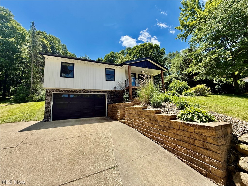 424 Garner Drive Mogadore OH 44260