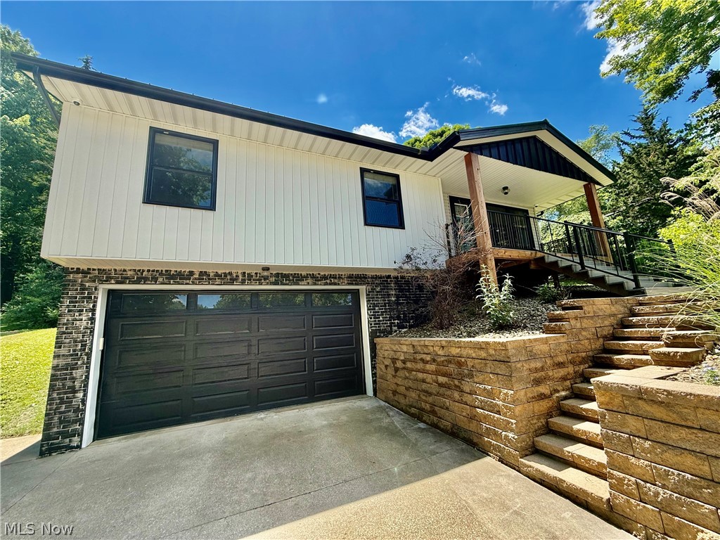 424 Garner Drive Mogadore OH 44260