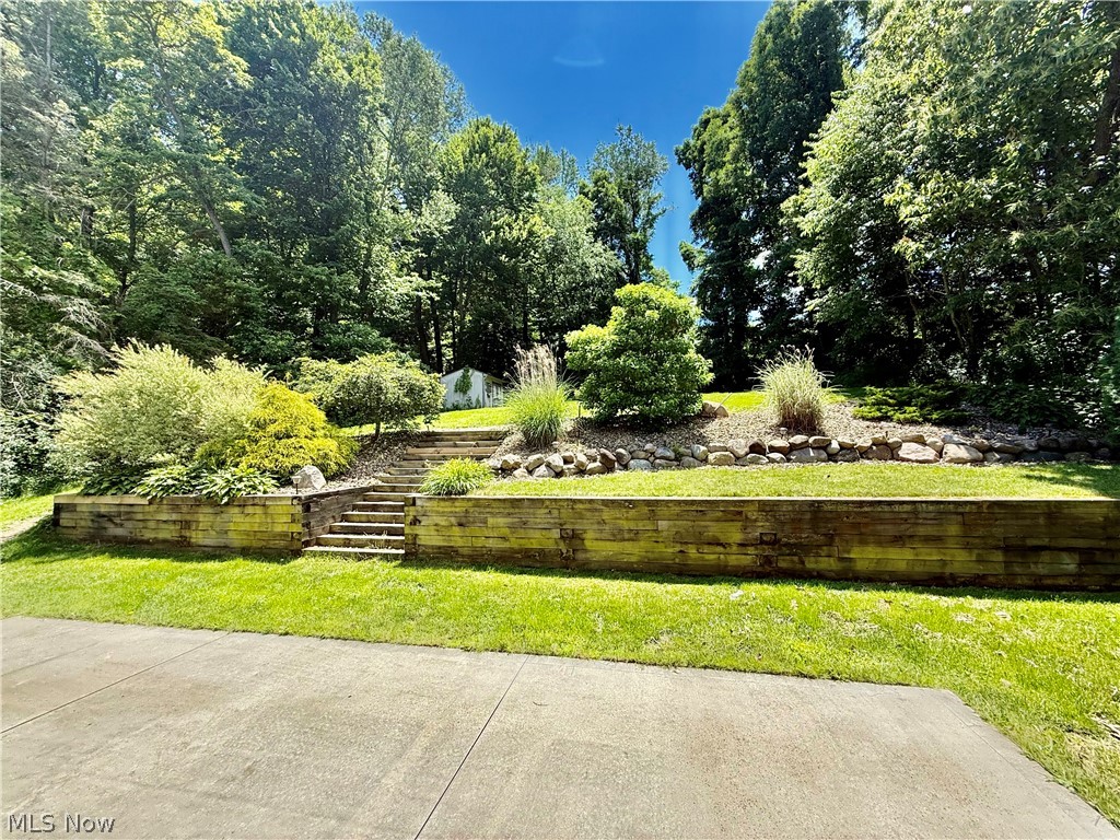 424 Garner Drive Mogadore OH 44260