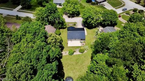 424 Garner Drive Mogadore OH 44260