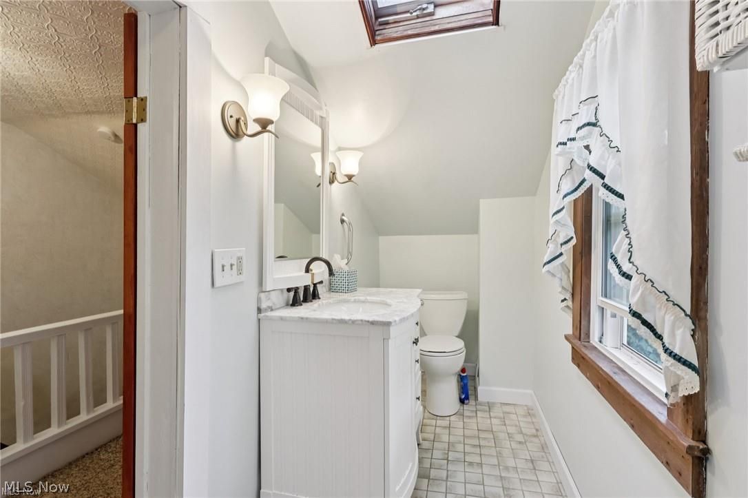 10571 Mayfield Road Chesterland OH 44026
