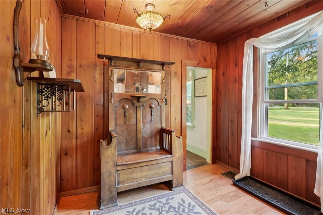 10571 Mayfield Road Chesterland OH 44026