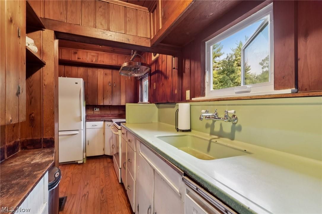 10571 Mayfield Road Chesterland OH 44026