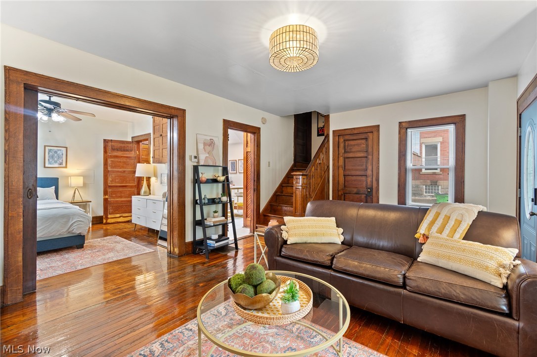 1422 Burbank Wooster OH 44691