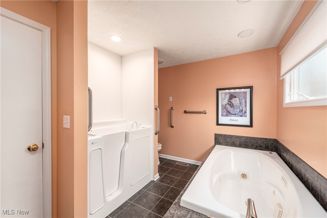 26619 Midland Road Bay Village OH 44140