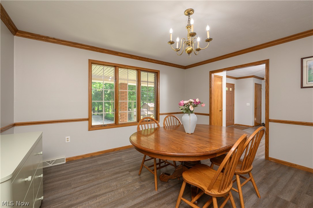 2300 Beechwood Drive NW Dover OH 44622