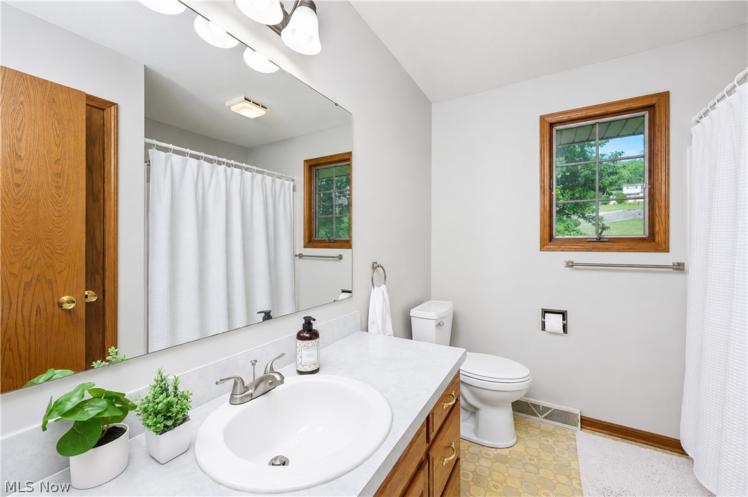 2300 Beechwood Drive NW Dover OH 44622