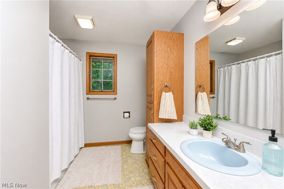 2300 Beechwood Drive NW Dover OH 44622