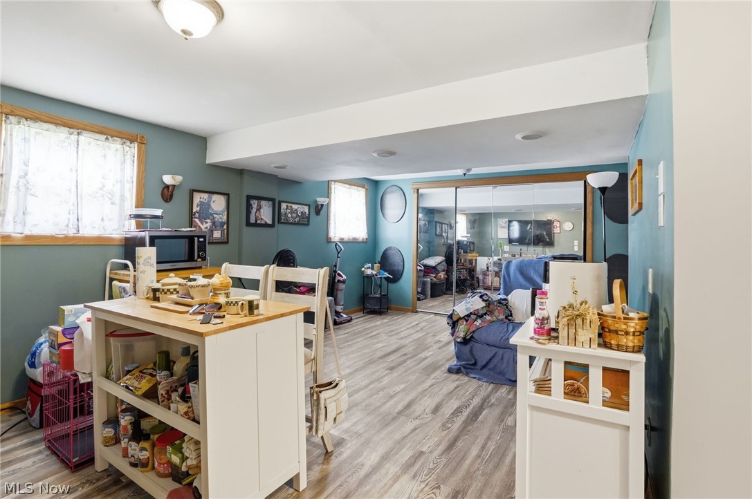 1329 Race Street Zanesville OH 43701