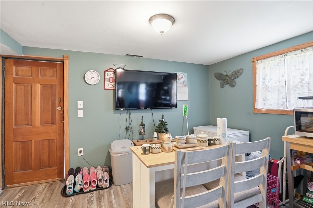 1329 Race Street Zanesville OH 43701