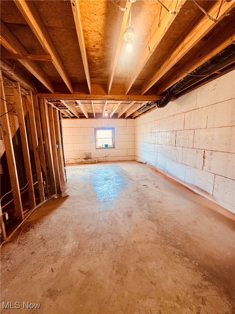 7621 W Mollahan Road NW Malta OH 43758