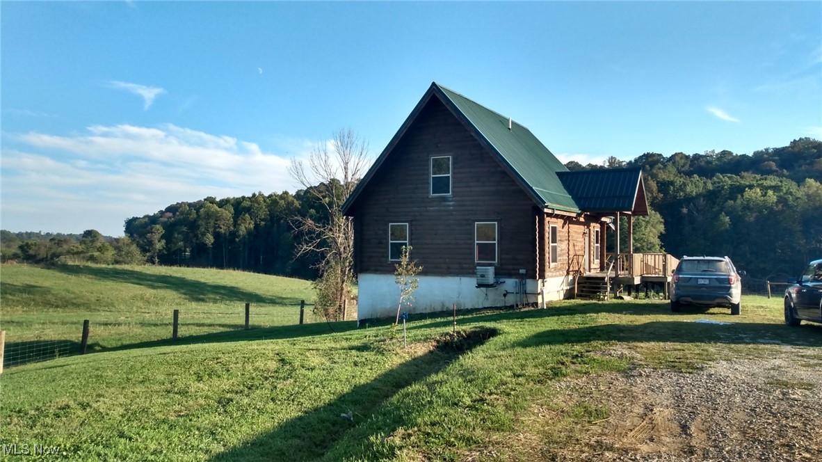 7621 W Mollahan Road NW Malta OH 43758