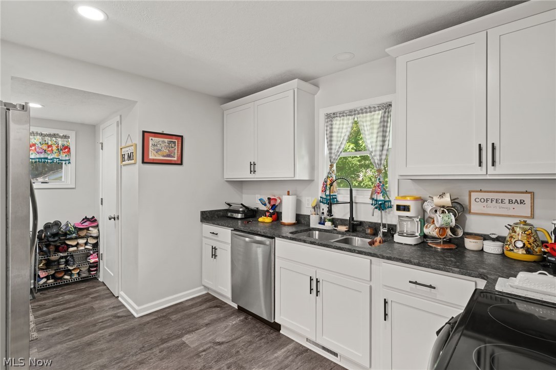 327 Sewell Avenue Akron OH 44319