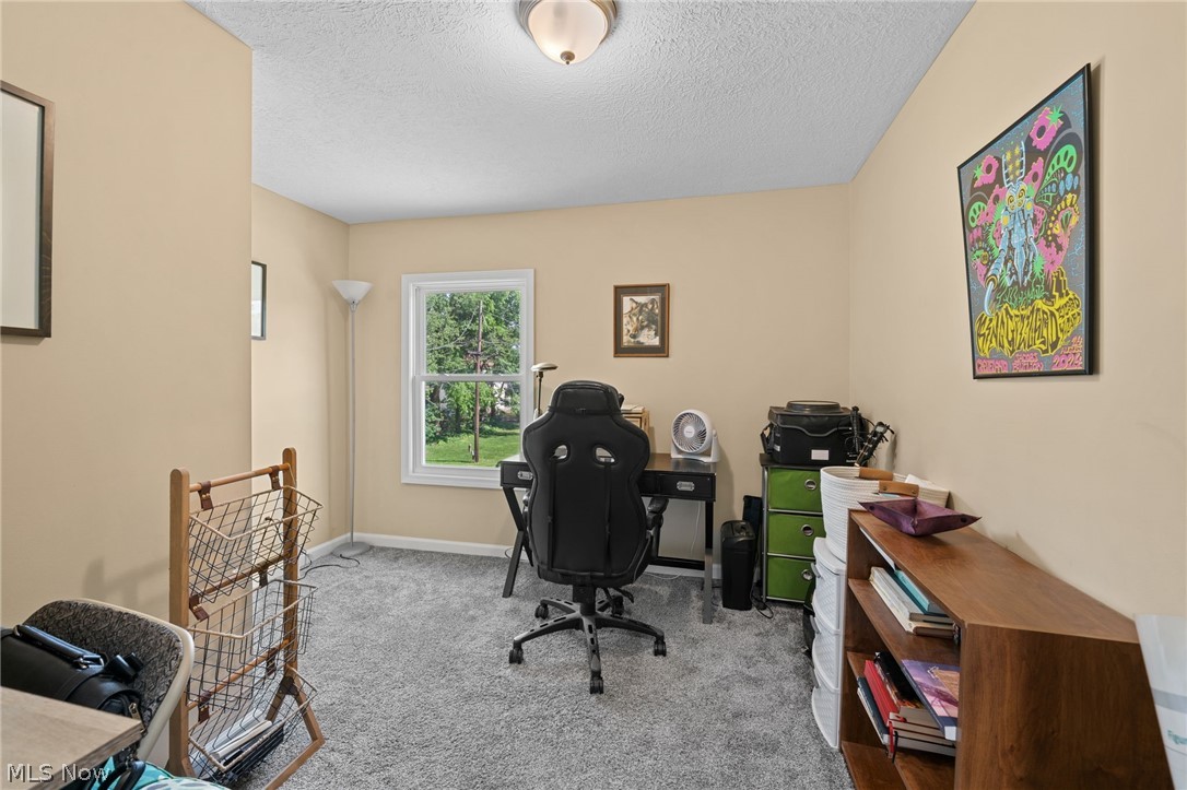 327 Sewell Avenue Akron OH 44319