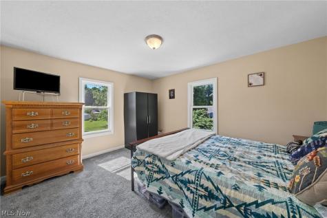 327 Sewell Avenue Akron OH 44319