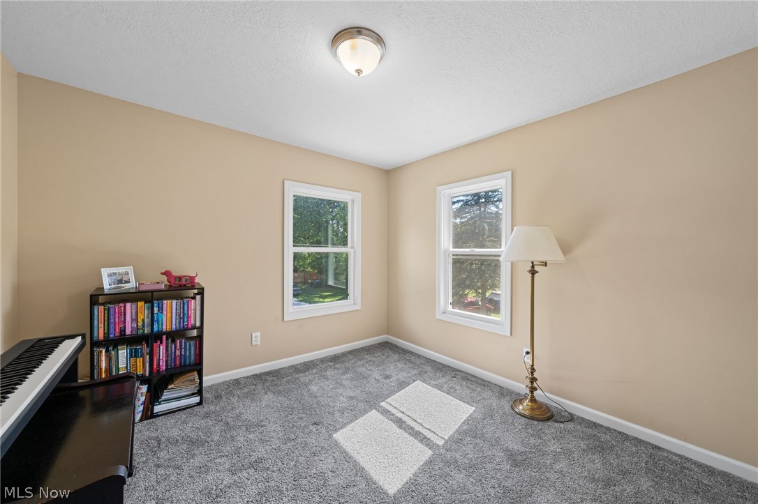327 Sewell Avenue Akron OH 44319