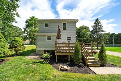 327 Sewell Avenue Akron OH 44319