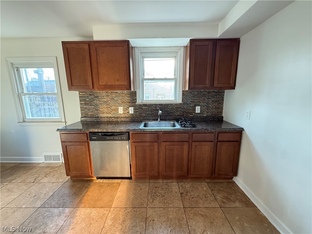 4018 Bushnell Road University Heights OH 44118