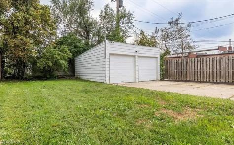 4018 Bushnell Road University Heights OH 44118