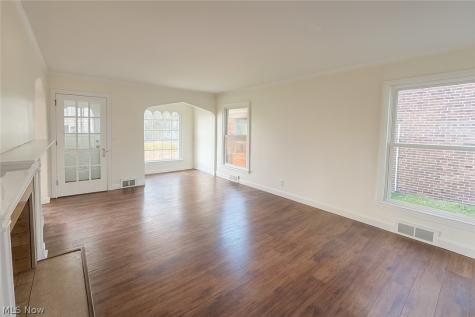 4018 Bushnell Road University Heights OH 44118