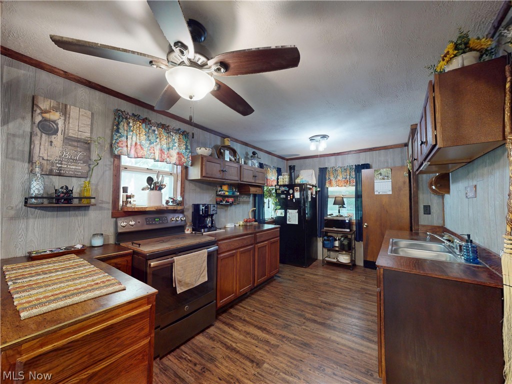 500 Pennock Street Minerva OH 44657