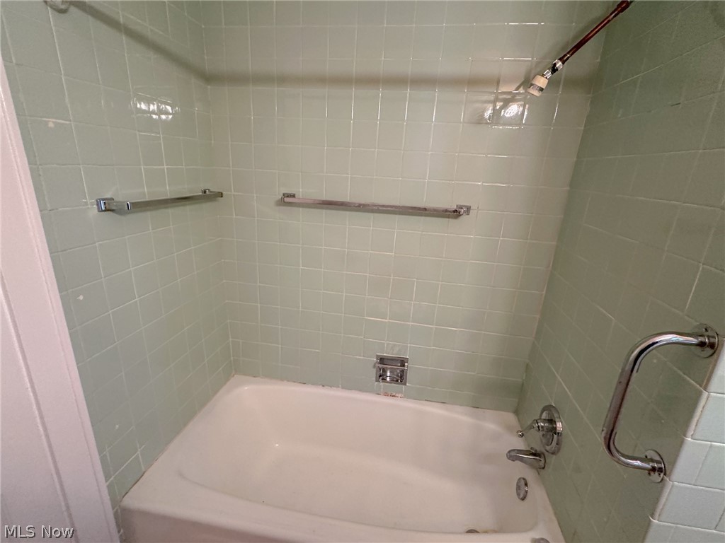 437 Keenan Avenue Cuyahoga Falls OH 44221