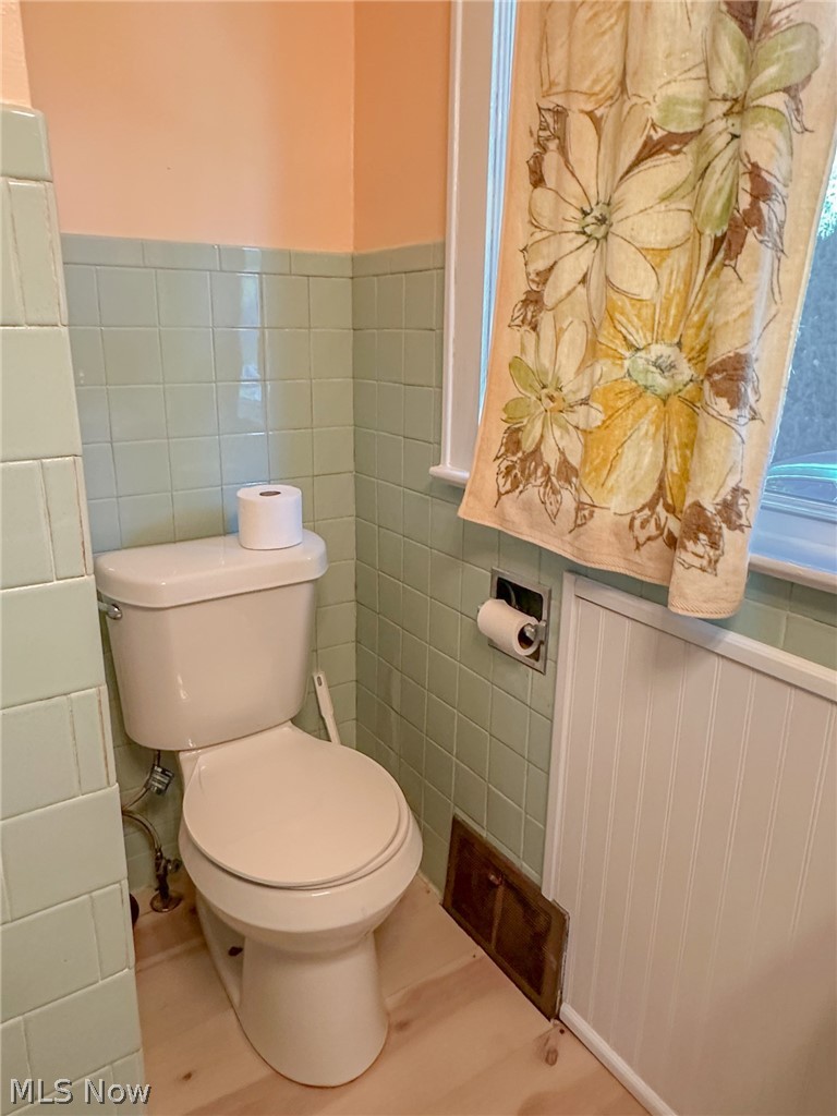437 Keenan Avenue Cuyahoga Falls OH 44221