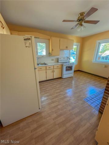 437 Keenan Avenue Cuyahoga Falls OH 44221