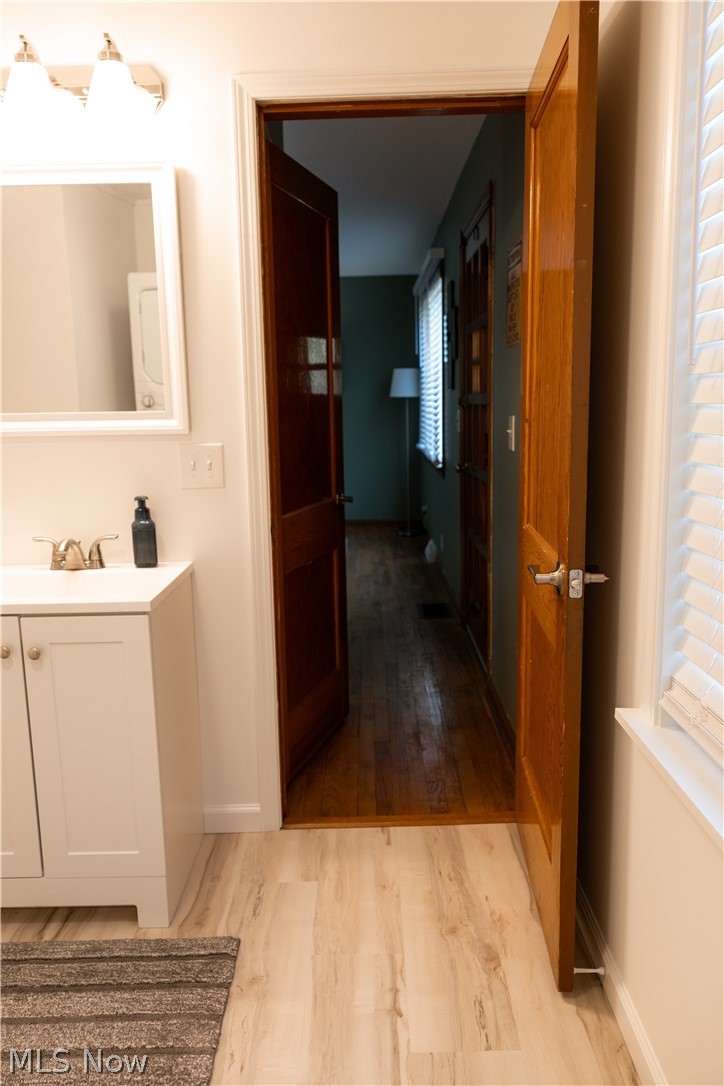 3049 Avondale Avenue Ashtabula OH 44004